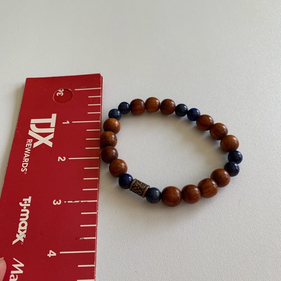 Lapis and sandalwood bracelet. - Picture 3 of 3
